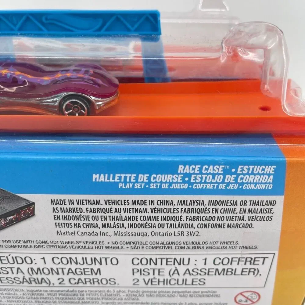 Hot Wheels Race Case Stunt Tracks Playset Dual Launcher 2 Cars Storage Case New